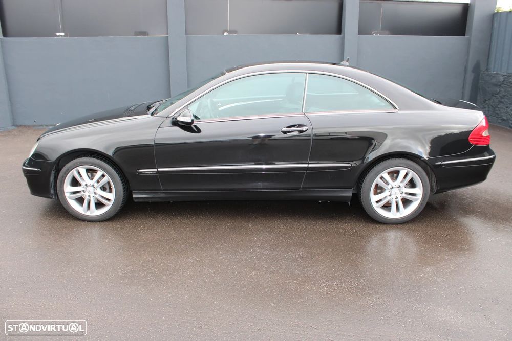 Mercedes-Benz CLK 220 CDi Avantgarde Aut. - 4