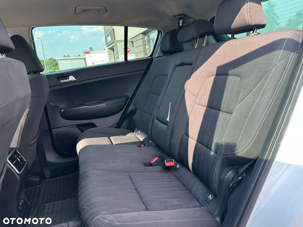 Kia Sportage 1.6 GDI M 2WD - 23