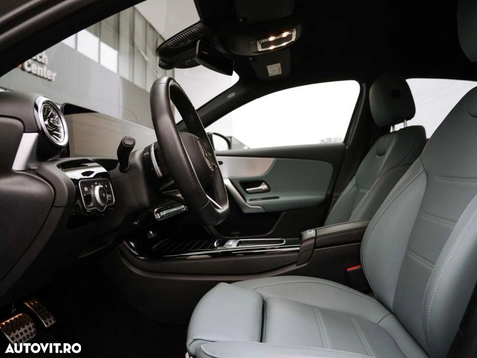 Mercedes-Benz A 200 - 9