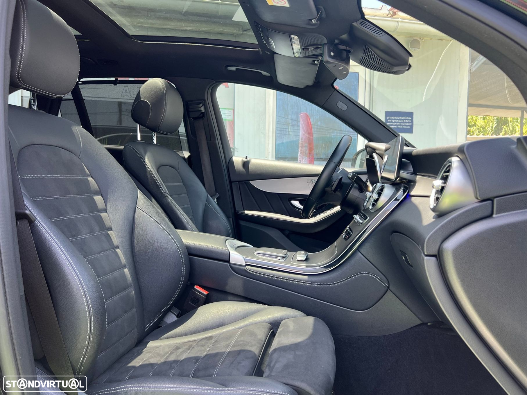 Mercedes-Benz GLC 300 de 4Matic - 11