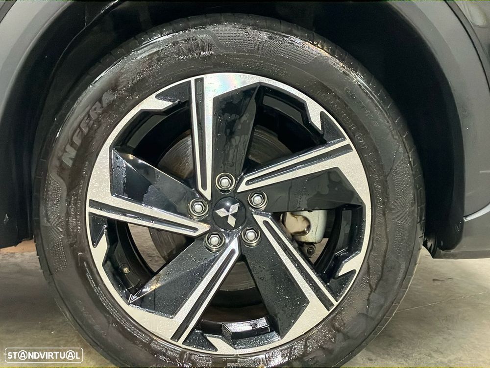 Mitsubishi Eclipse Cross 2.4 PHEV eMotion - 19