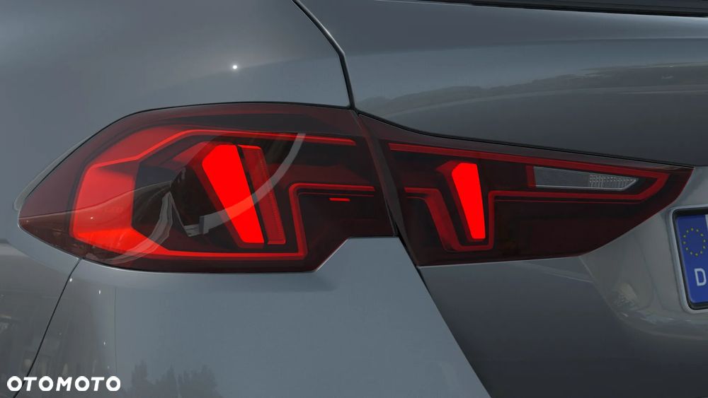 BMW Seria 1 120i - 8