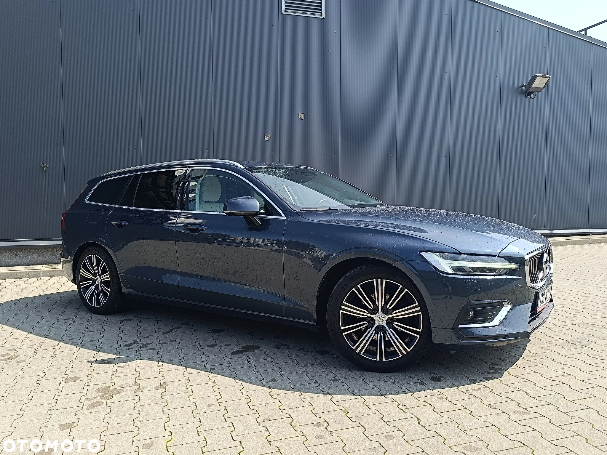Volvo V60 D4 Inscription - 4