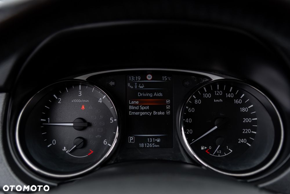 Nissan X-Trail 2.0 dCi ALL-MODE 4x4i Xtronic Tekna - 31