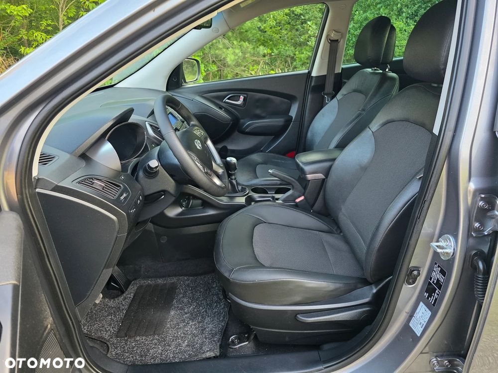 Hyundai ix35 1.7 CRDi Premium 2WD - 19