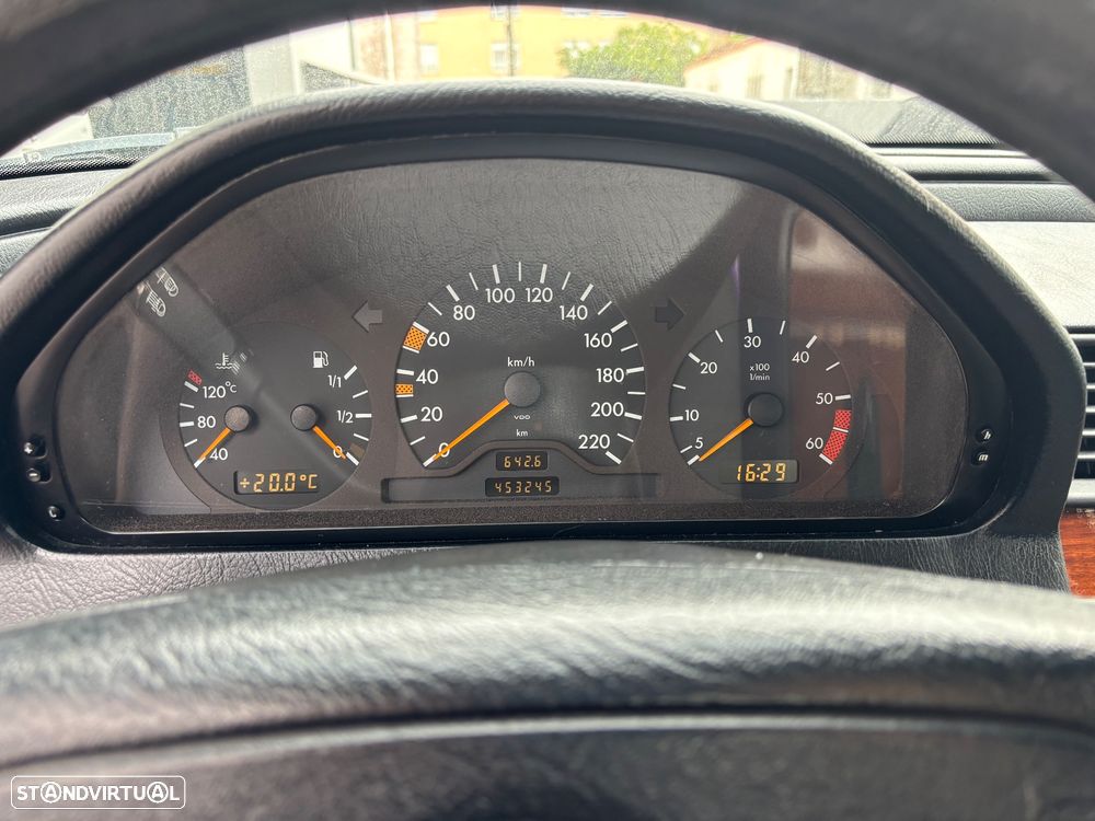Mercedes-Benz C 220 - 17