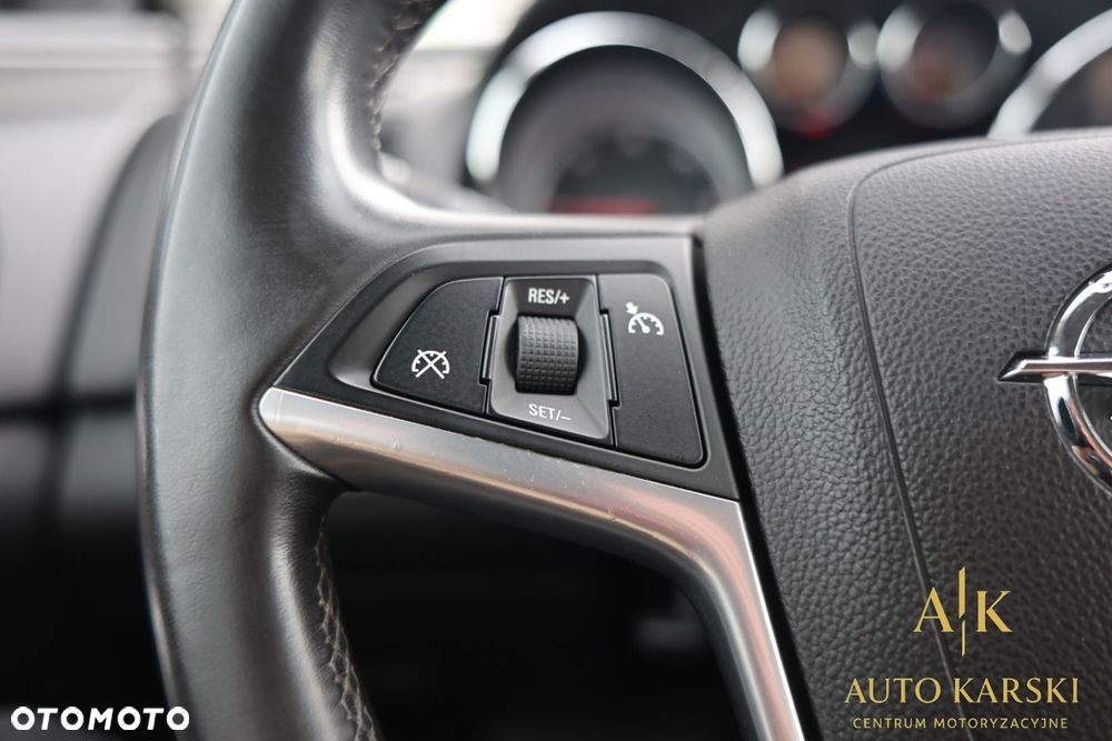 Opel Insignia - 20