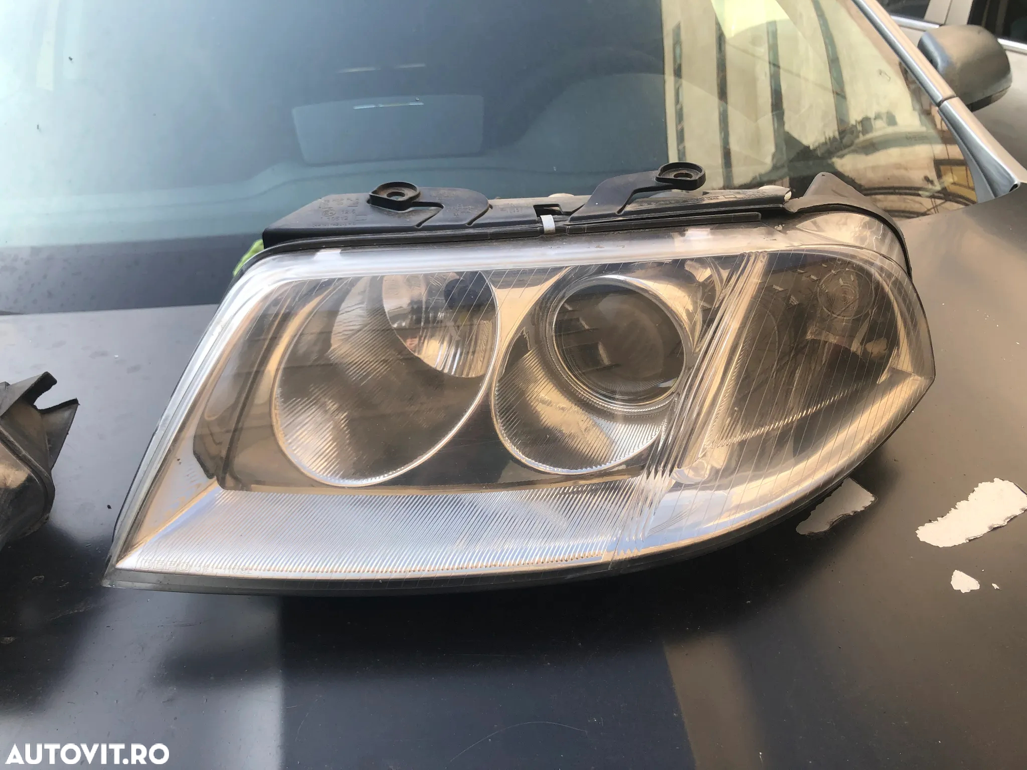 Far stanga/Far dreapta VW Passat B5.5 2003 - 6