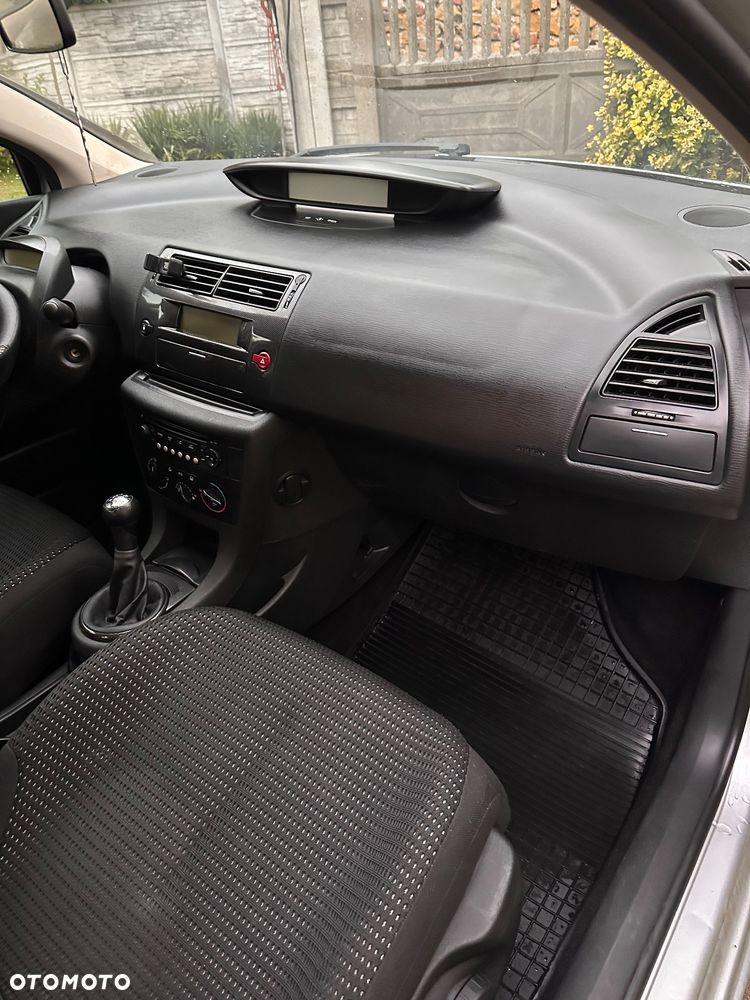 Citroën C4 1.6 HDi Impress - 17