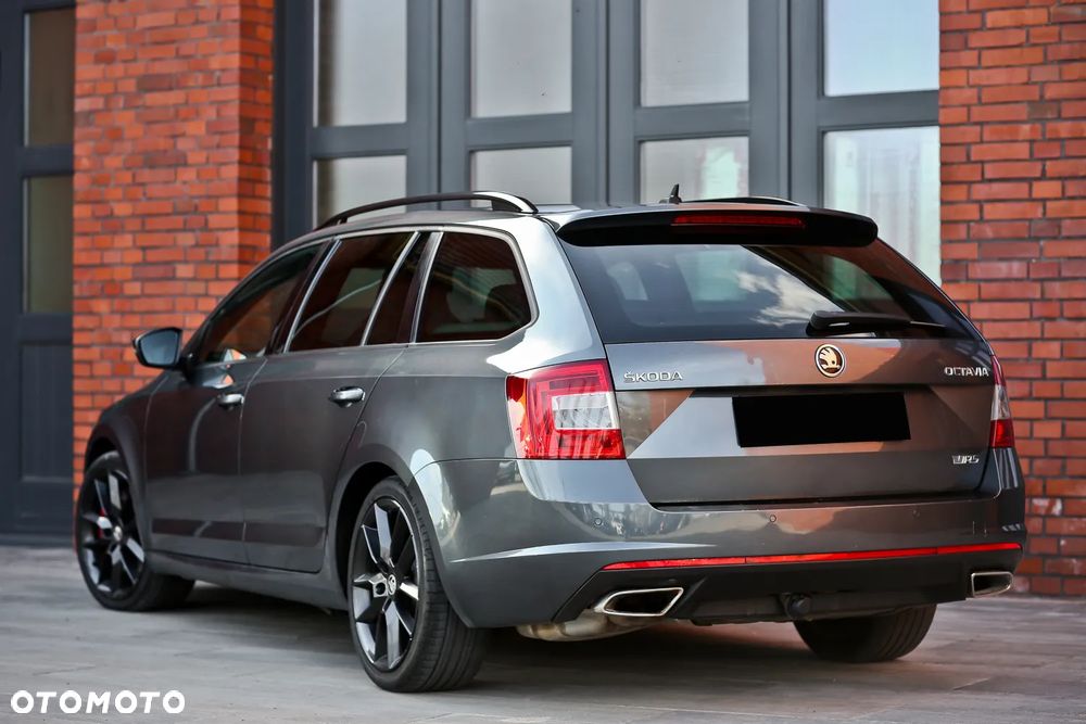 Skoda Octavia 2.0 TDI DSG RS - 13
