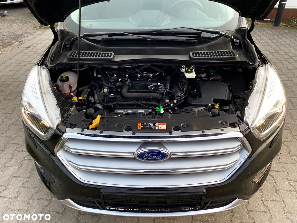 Ford Kuga - 28