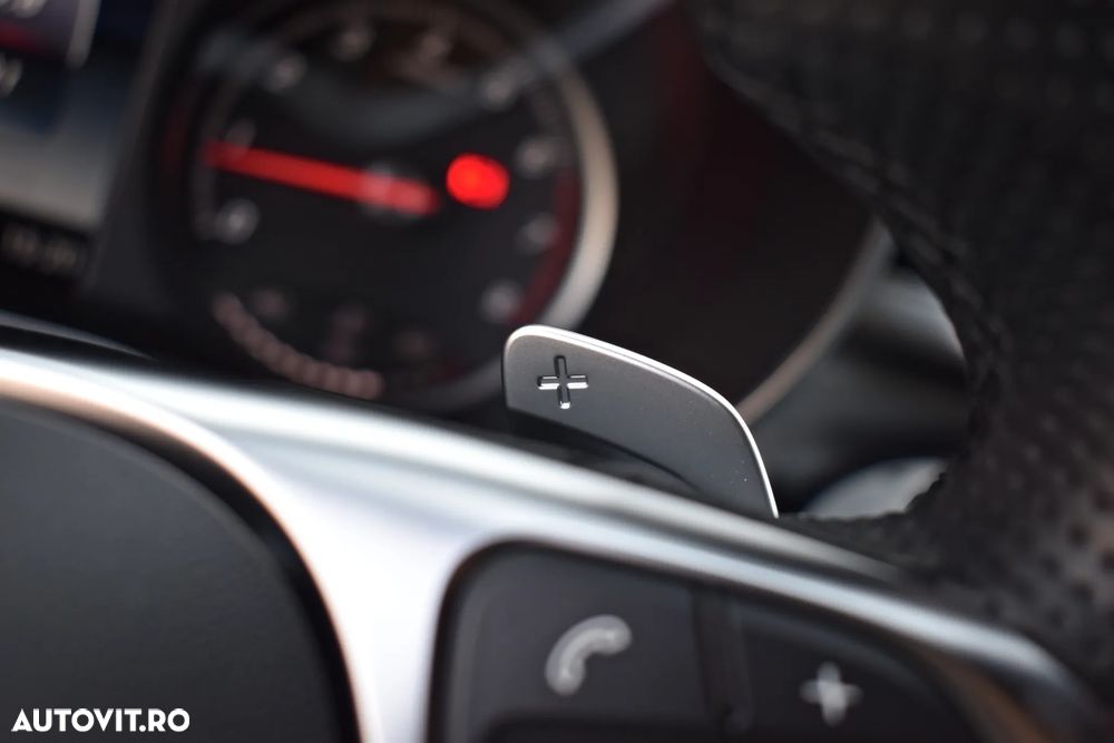 Mercedes-Benz C 180 9G-TRONIC AMG Line - 20