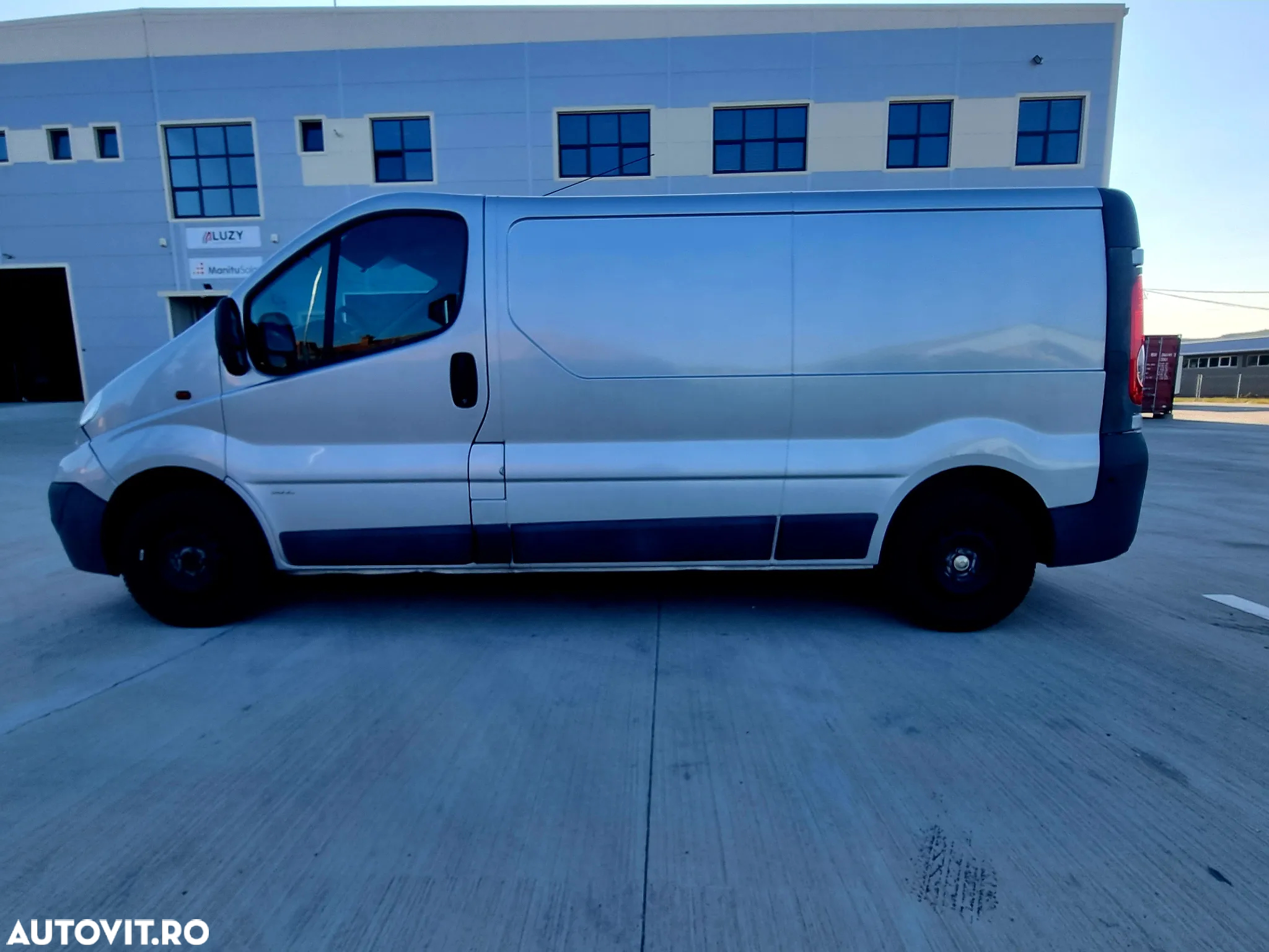 Opel Vivaro Combi 2.0 CDTI LWB EURO5 - 3