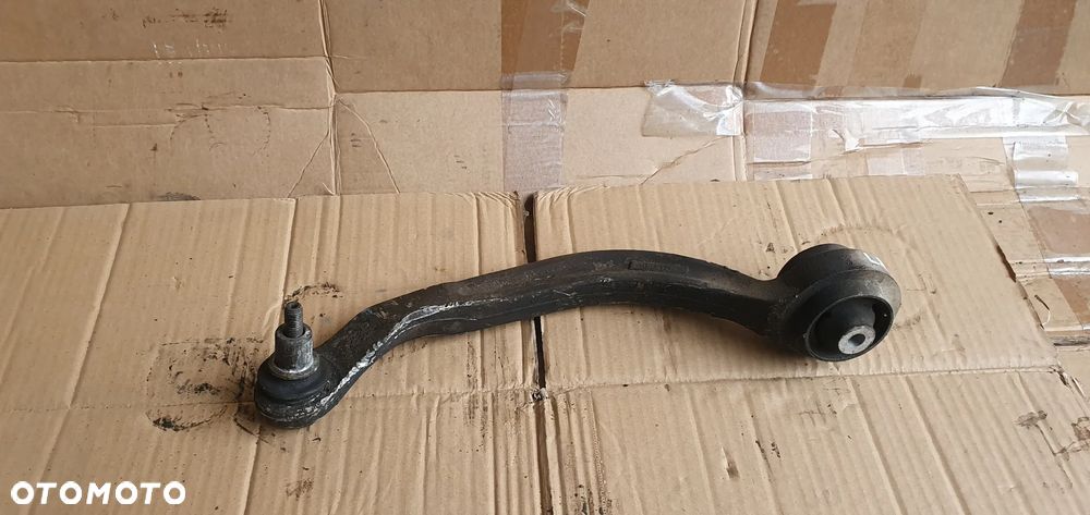 Wahacz lewy przód przedni Audi A4 B7 8E0407695E - 1