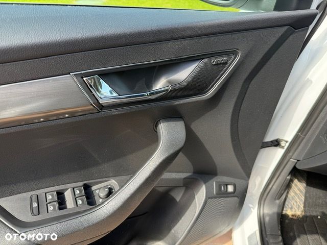 Skoda Karoq 1.5 TSI ACT DSG Style - 8