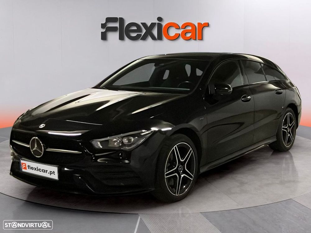 Mercedes-Benz CLA 250 e Shooting Brake AMG Line - 2