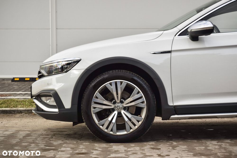 Volkswagen Passat Alltrack 2.0 TDI SCR 4Mot DSG - 31