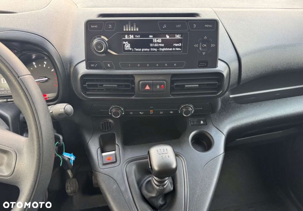 Citroën Berlingo benzyna - 11