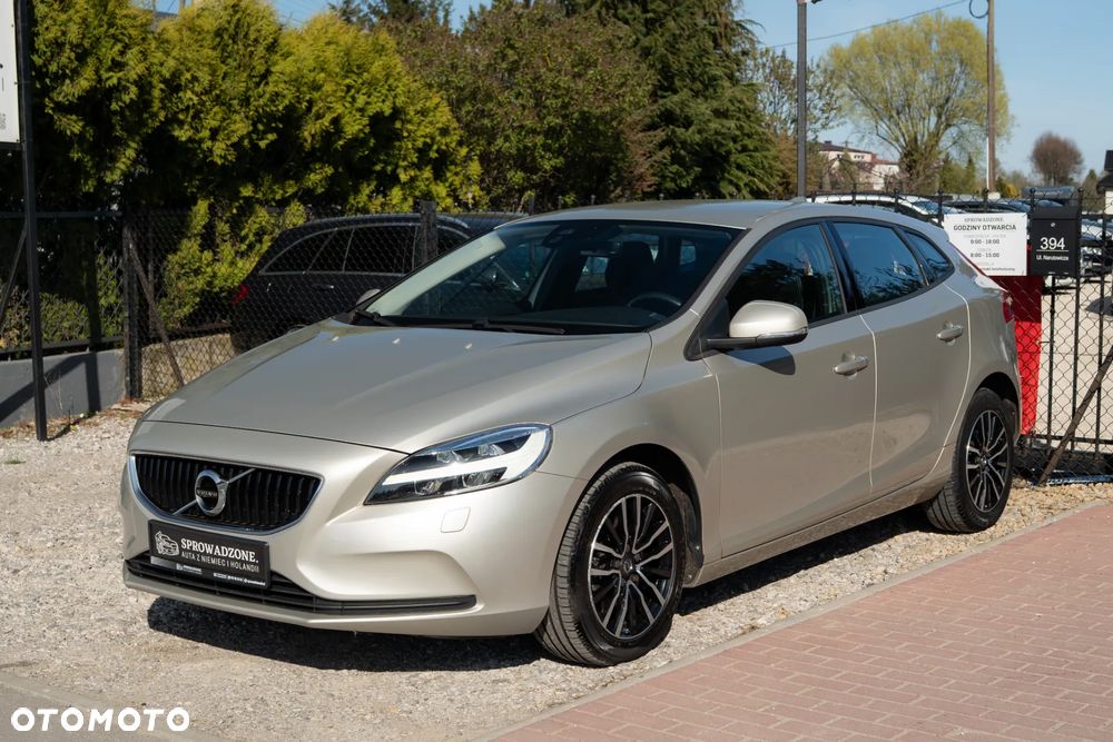 Volvo V40 T2 Drive-E Momentum - 31