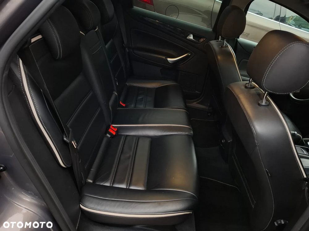 Ford Mondeo - 8