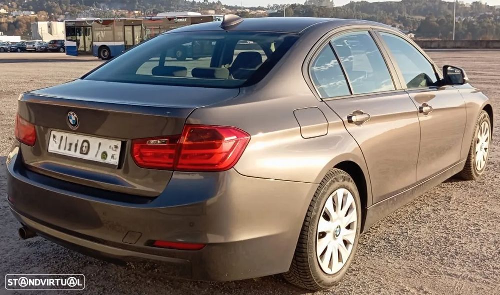 BMW 316 d DPF Edition Exclusive - 3