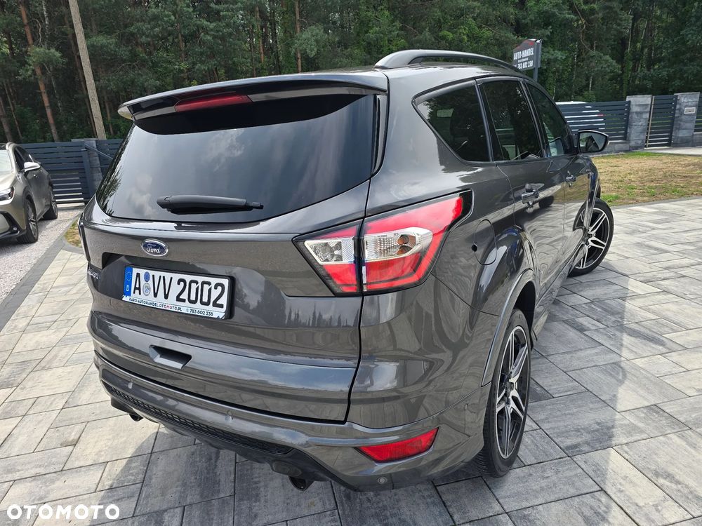 Ford Kuga 2.0 TDCi 2x4 ST-Line - 12