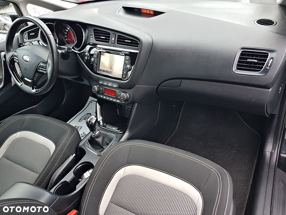 Kia Ceed 1.4 CVVT Attract - 26