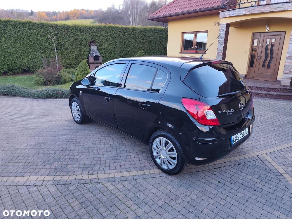 Opel Corsa 1.4 16V Edition - 4