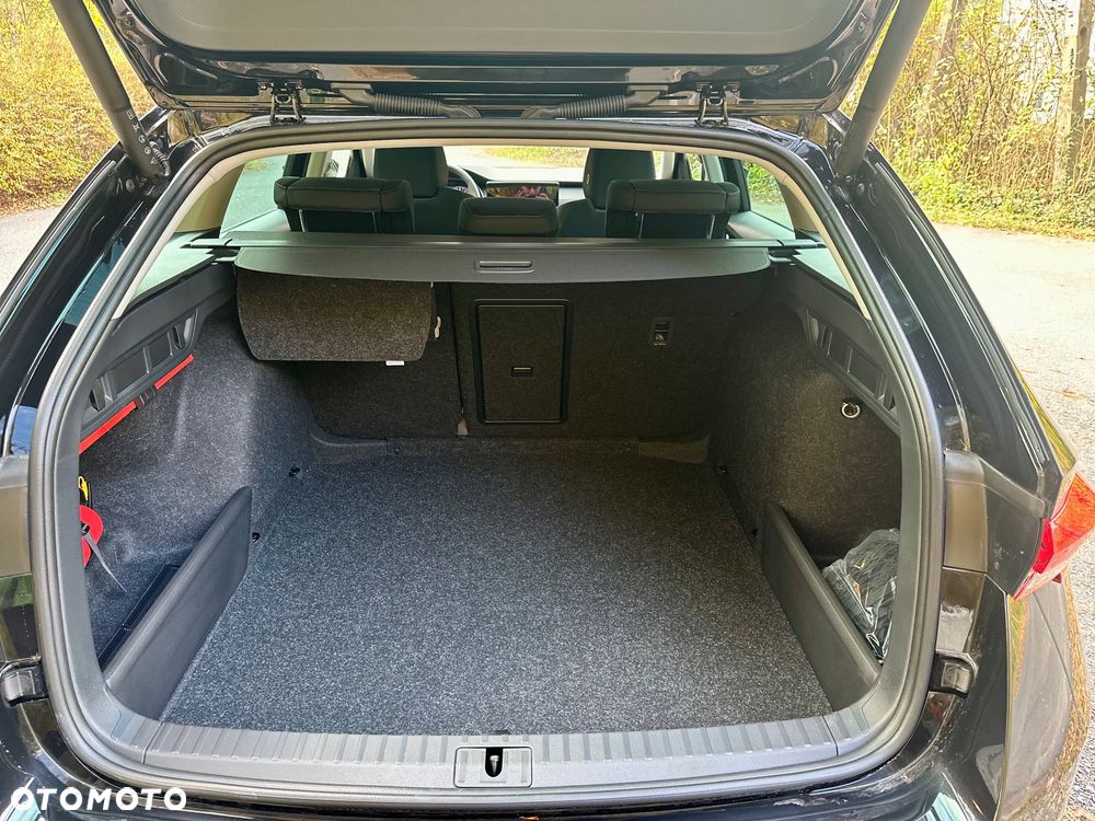 Skoda Octavia 2.0 TDI Selection DSG - 7