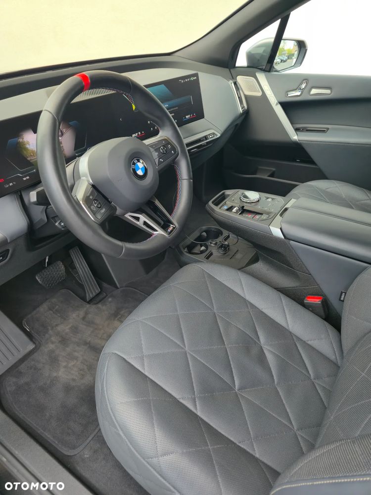 BMW iX - 5