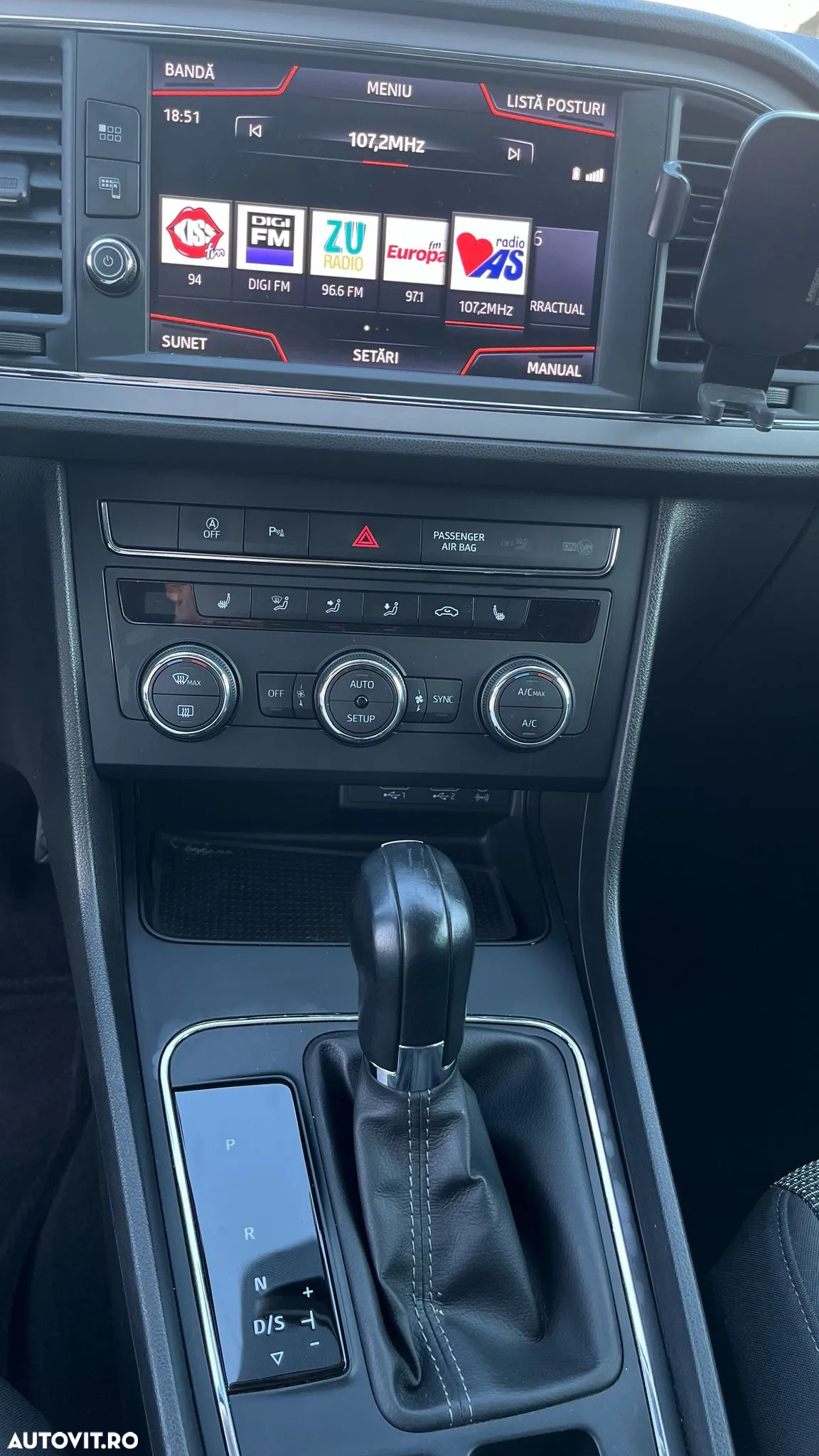 Seat Leon Sportstourer 2.0 TDI DSG Style - 10