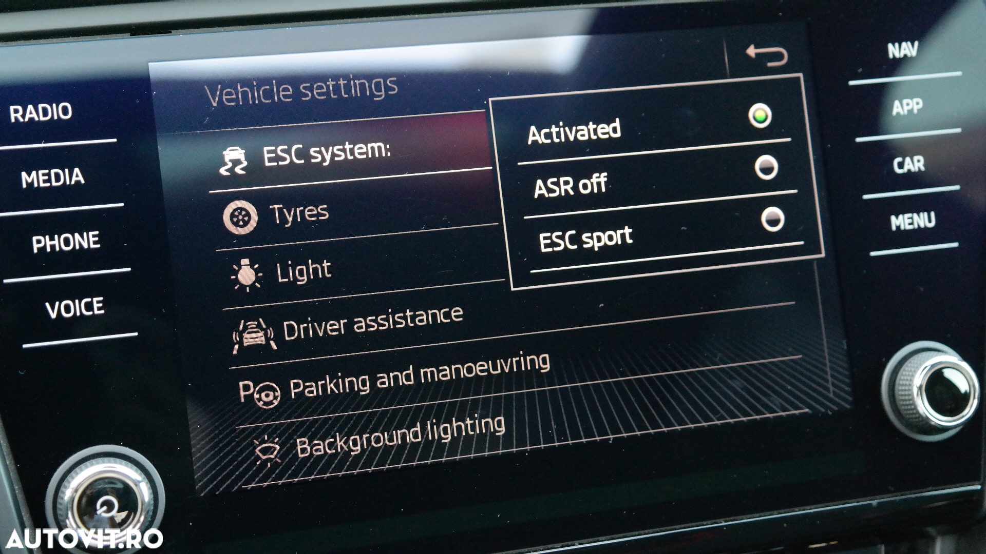 Skoda Octavia 2.0 TDI RS DSG - 20