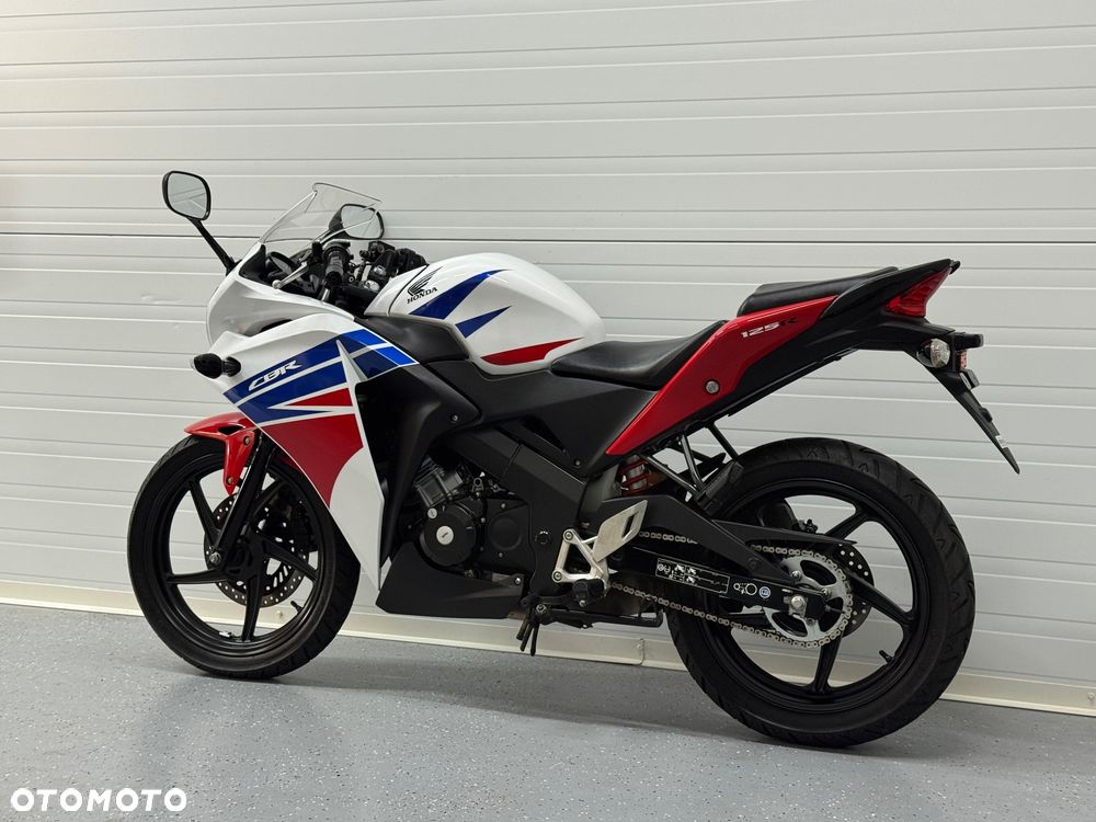 Honda CBR - 15