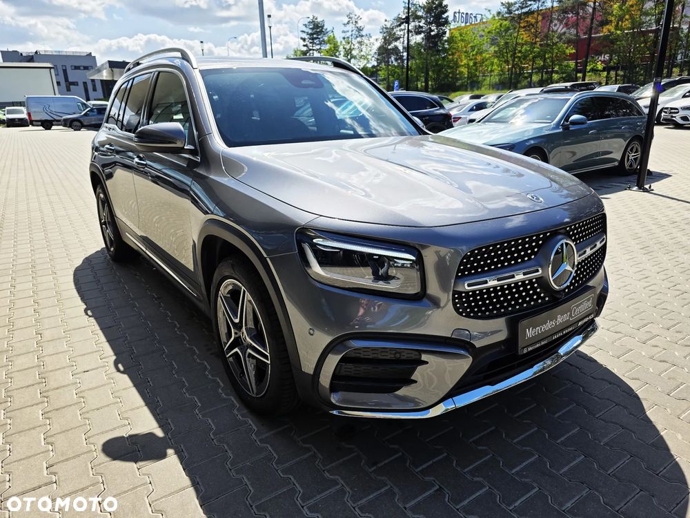 Mercedes-Benz GLB 200 AMG Line 7G-DCT - 3