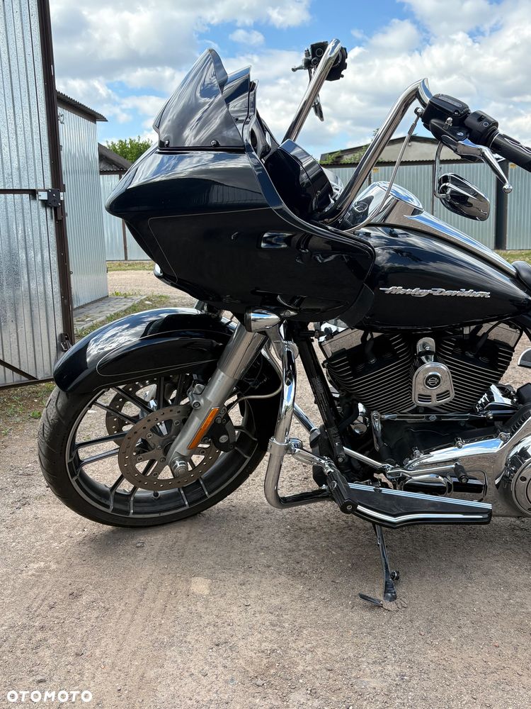 Harley-Davidson Touring Road Glide - 5