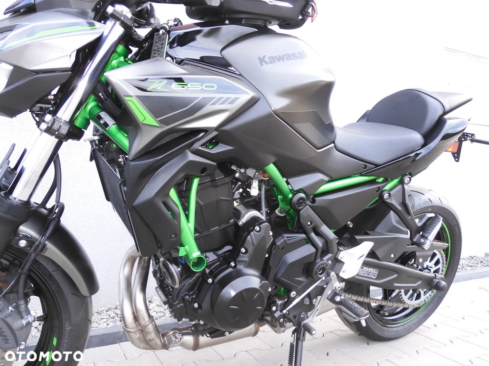 Kawasaki Z 650 - 25