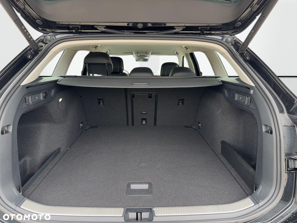 Volkswagen Passat Variant 2.0 TDI EVO Elegance DSG - 34