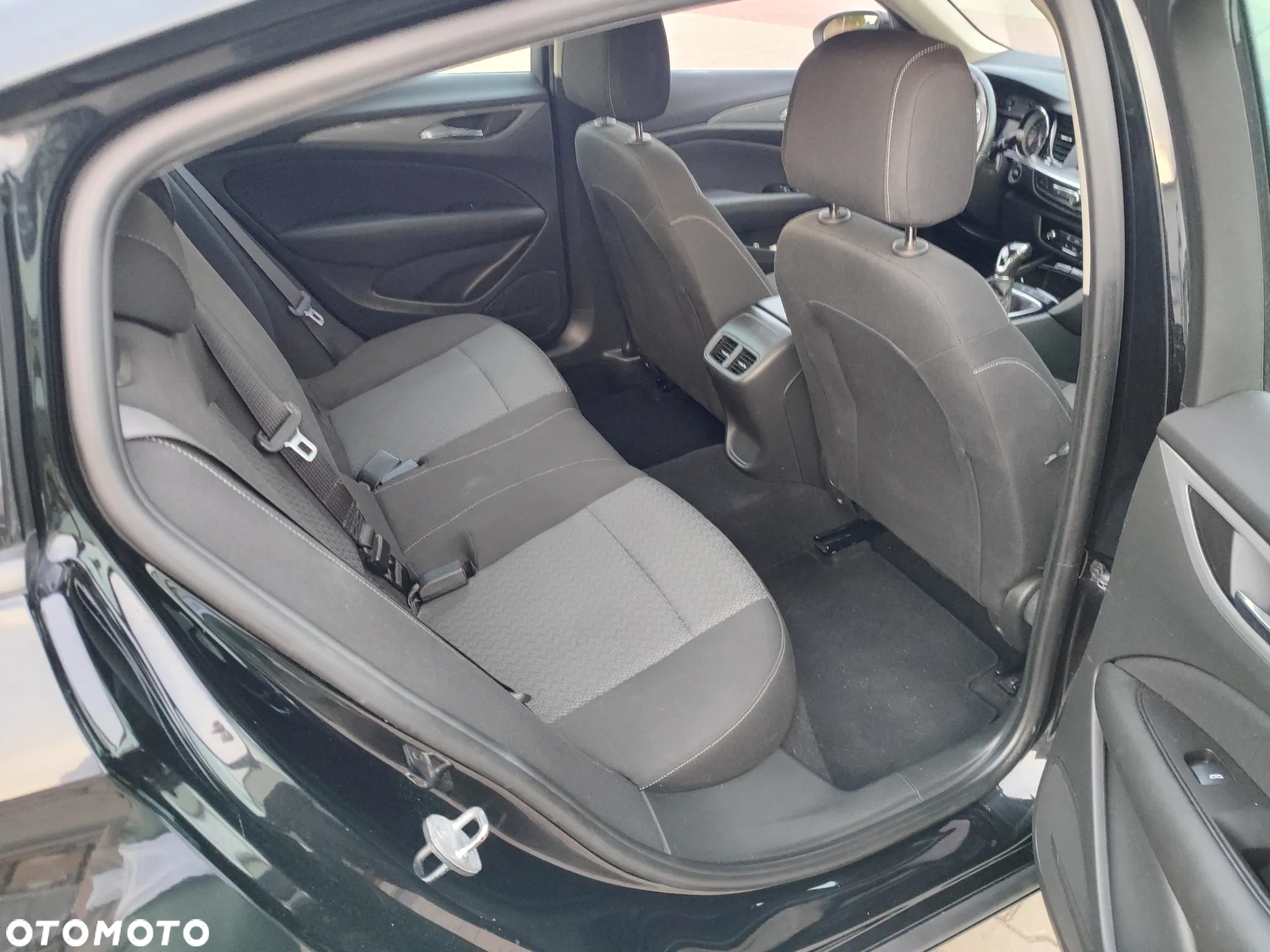 Opel Insignia 2.0 CDTI Enjoy S&S - 4