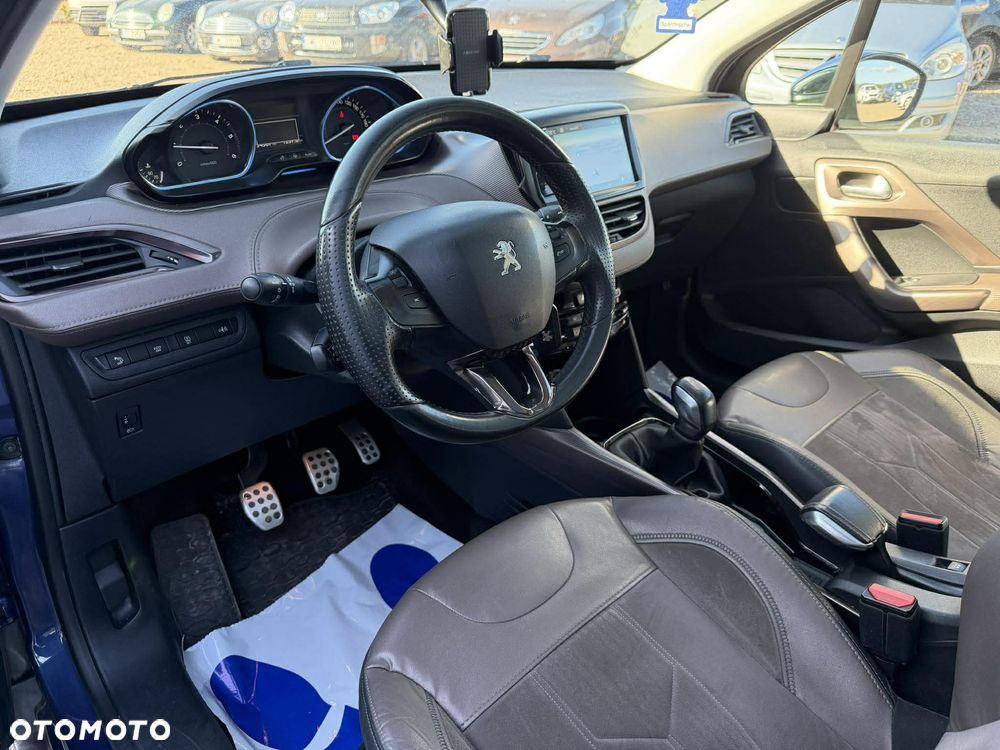 Peugeot 2008 1.6 e-HDi Allure S&S - 12