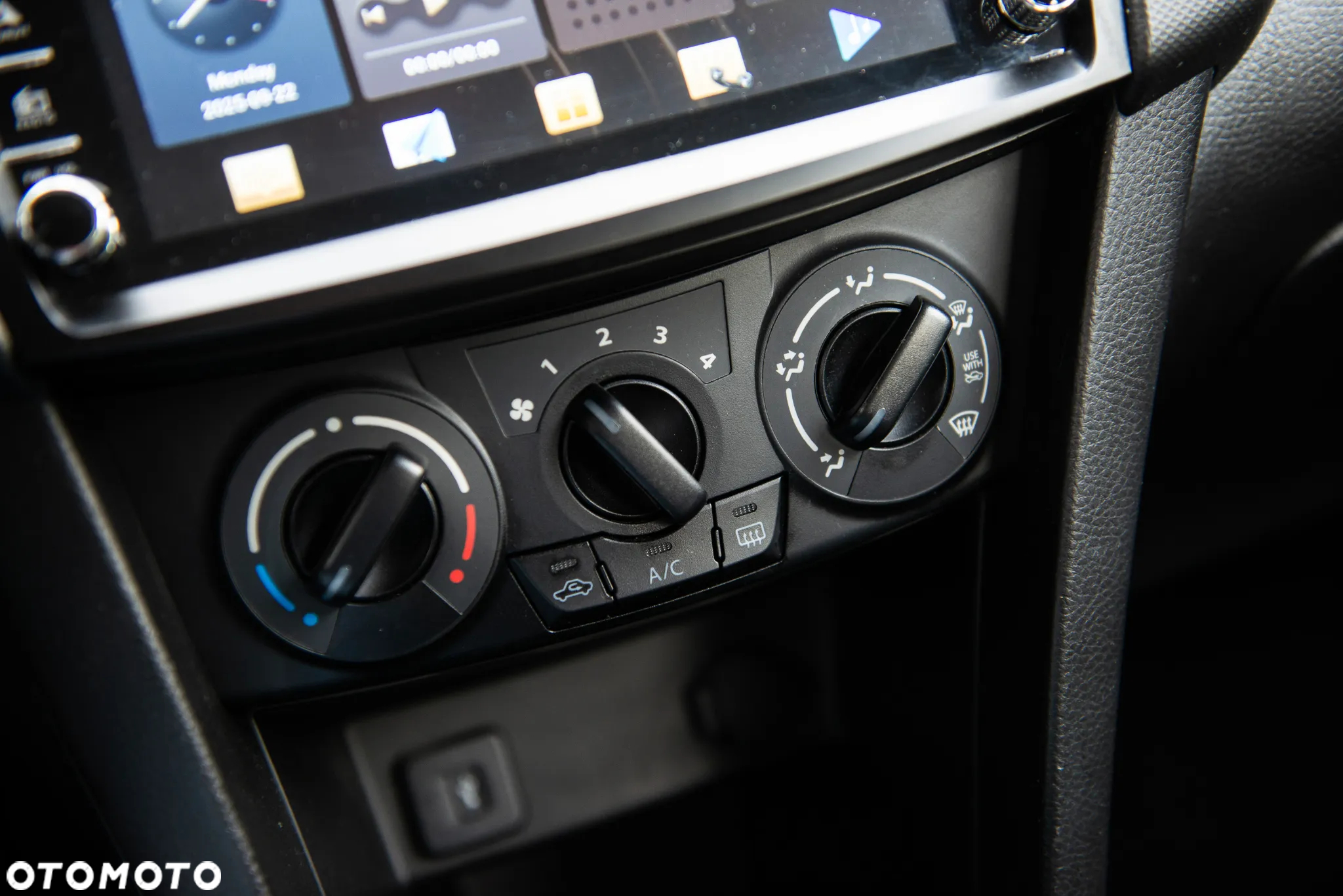 Suzuki Swift 1.2 Premium - 29
