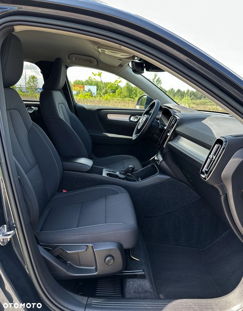 Volvo XC 40 - 26