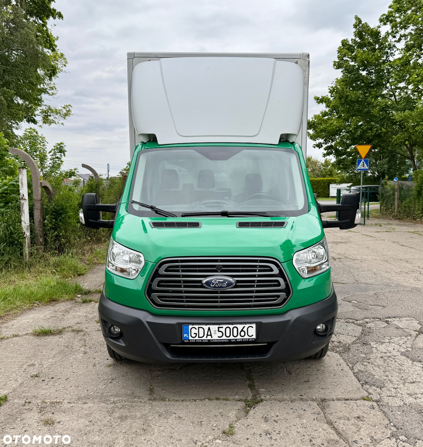 Ford Transit 350 - 2