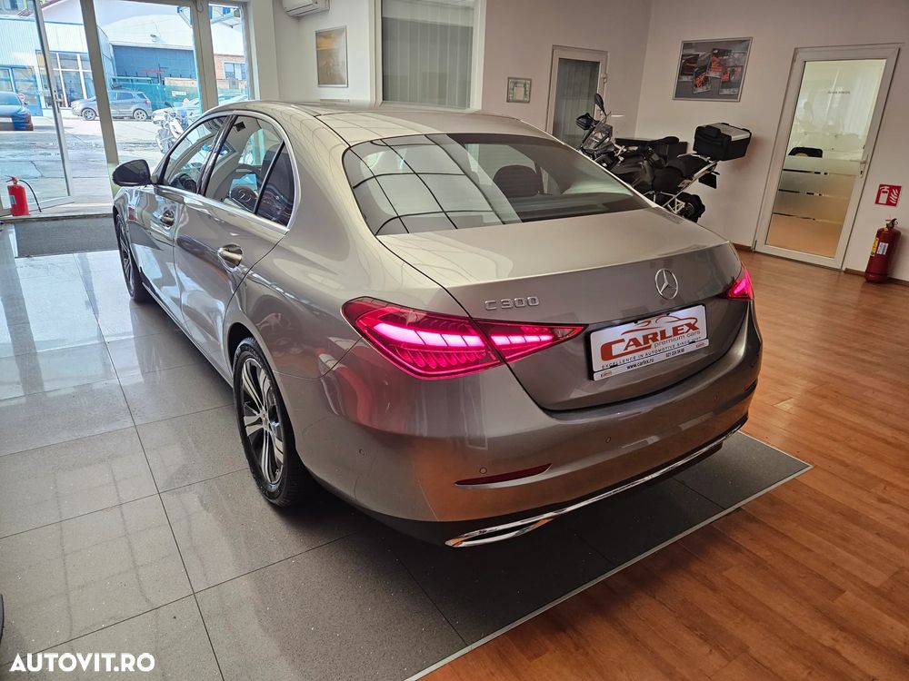 Mercedes-Benz C 300 MHEV - 7