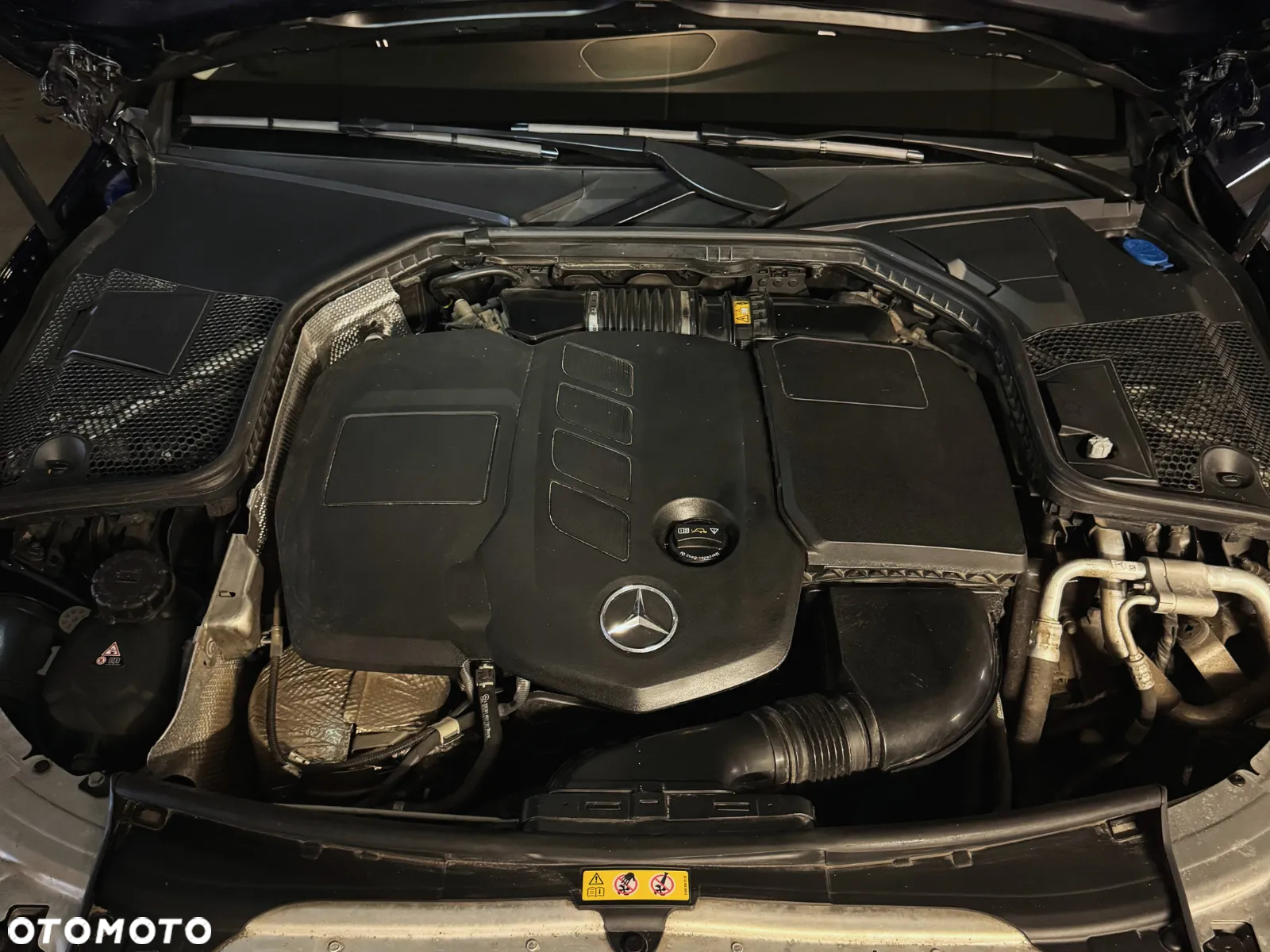 Mercedes-Benz Klasa C 200 d 9G-TRONIC - 29