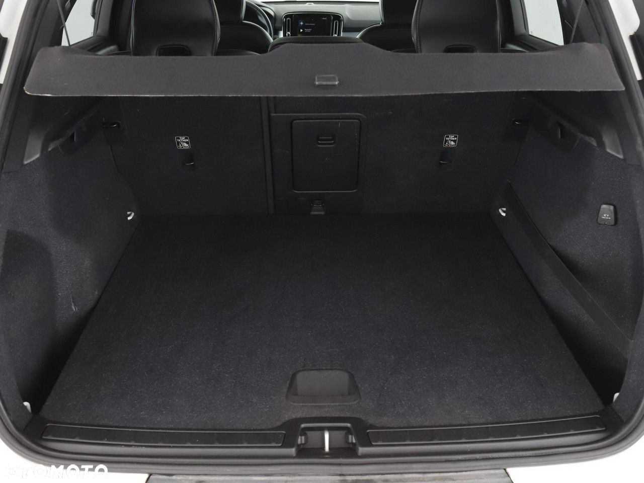 Volvo XC 40 D3 AWD Momentum - 20