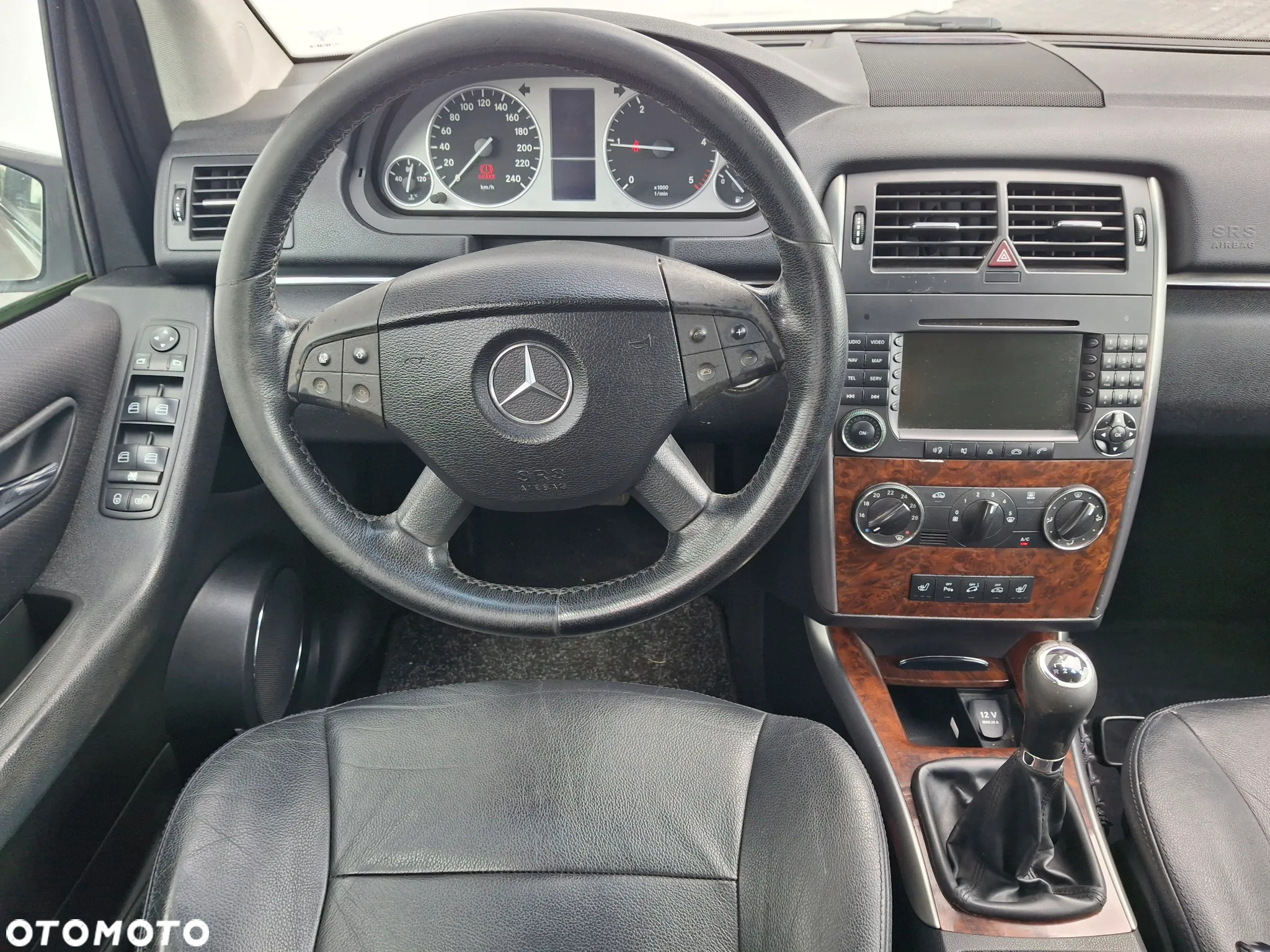 Mercedes-Benz Klasa B 200 CDI - 10