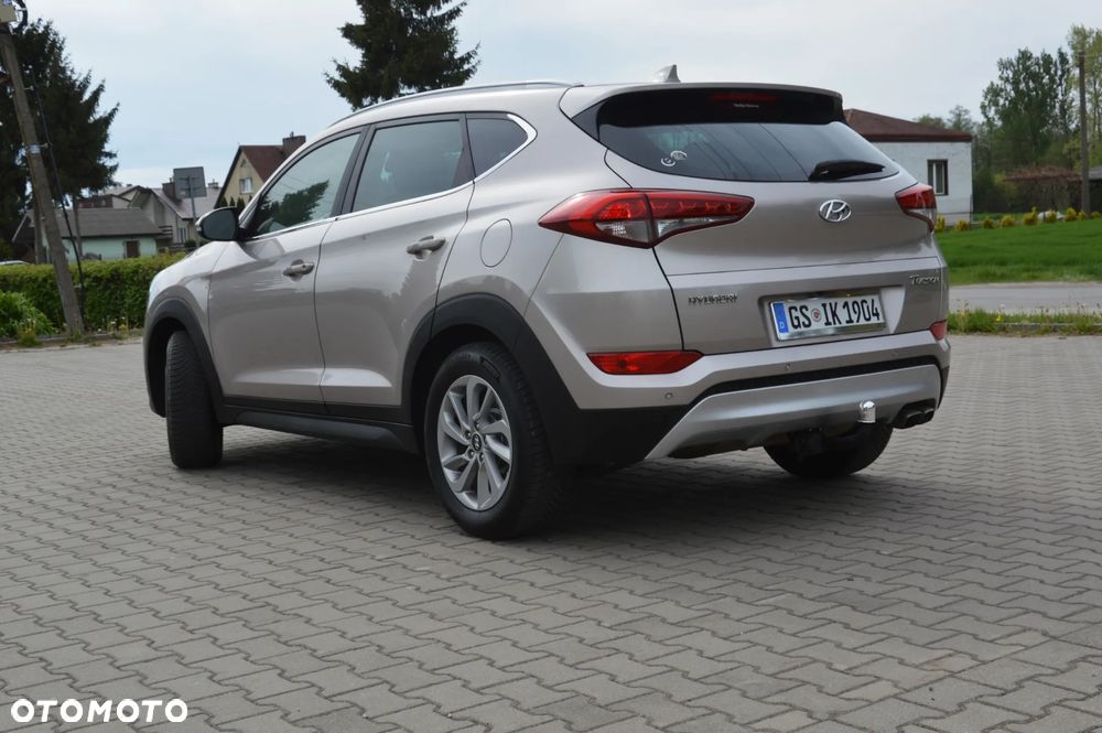 Hyundai Tucson - 4