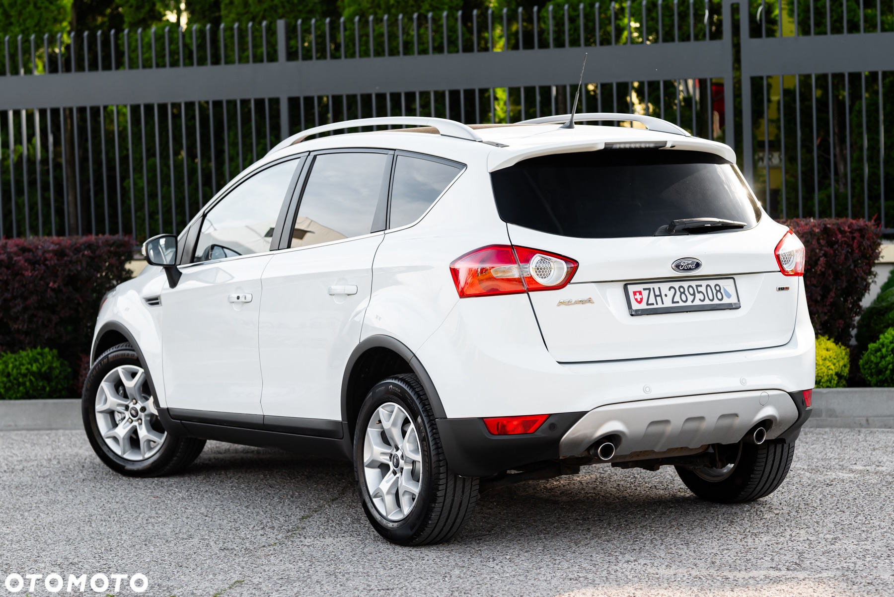 Ford Kuga 2.0 TDCi 4x4 Titanium - 10