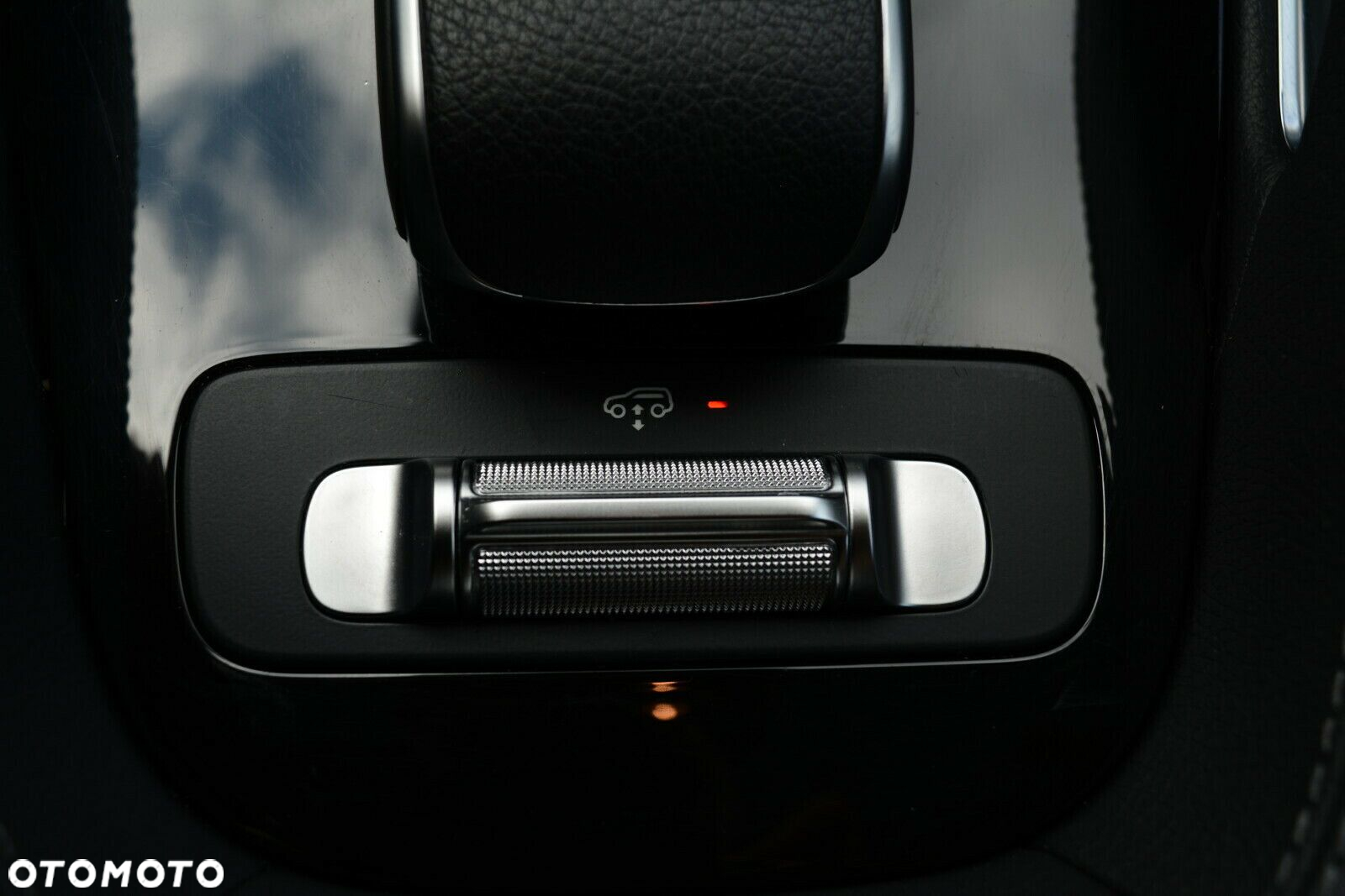 Mercedes-Benz GLE - 27