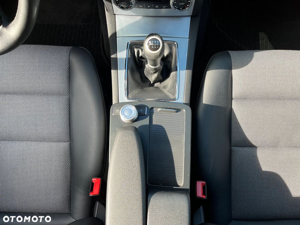 Mercedes-Benz Klasa C 200 Kompressor Avantgarde - 27